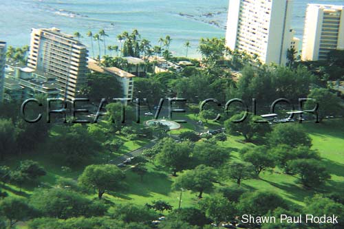 lgkaparkfountain.jpg (37168 bytes)